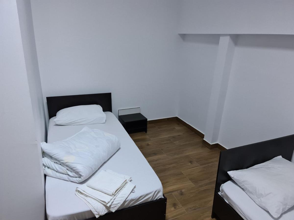 Hotel Safta Hotels Pielestii Dış mekan fotoğraf